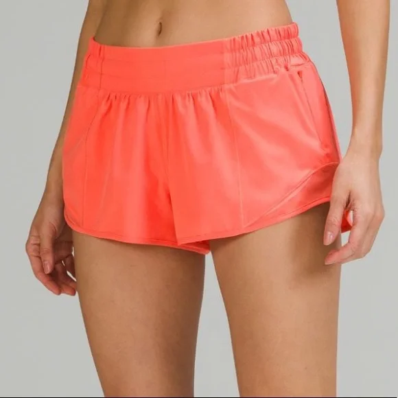 Lululemon Hotty Hot Shorts LR 2.5” * Raspberry Cream Size 4